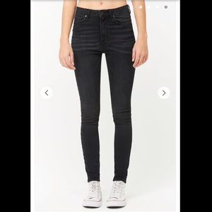 NWT High-Rise Skinny Jeans